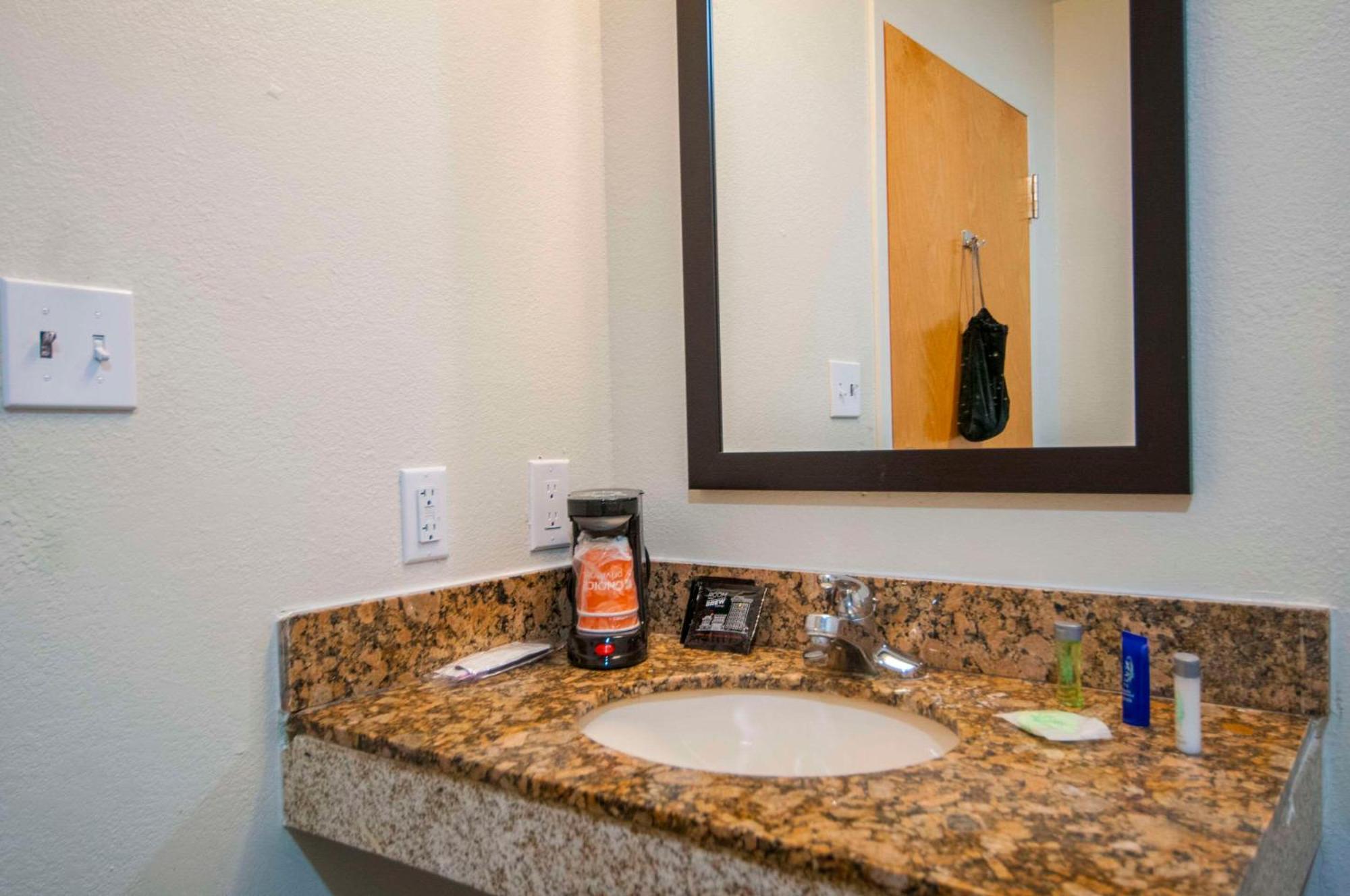 Sleep Inn & Suites Tuscaloosa Extérieur photo